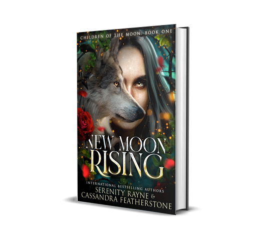 New Moon Rising (Original Cover): A Steamy, Paranormal, Dark, Shifter Reverse Harem Romance